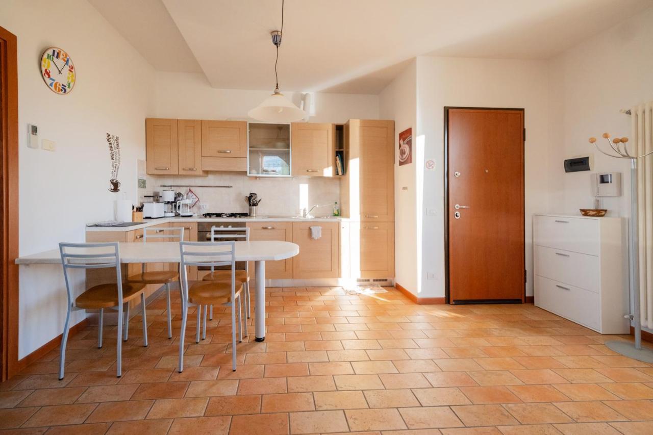 Apartmentsgarda - Rosa Chiare Bardolino Ngoại thất bức ảnh